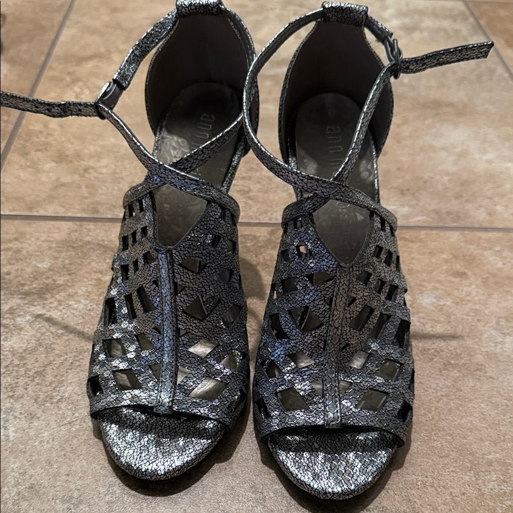 Ann Marino Metallic Black Cutout Sandals